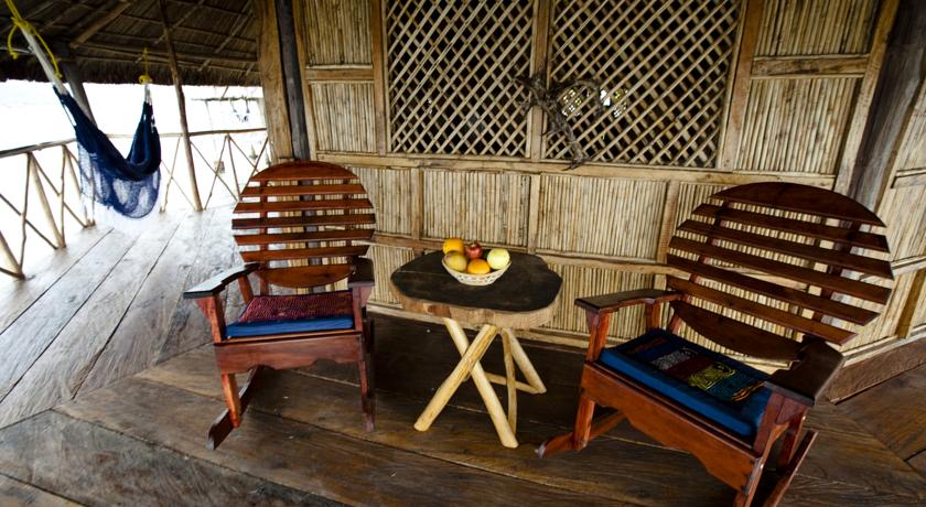 Yandup Island Lodge - Panama - Overwater Bungalows